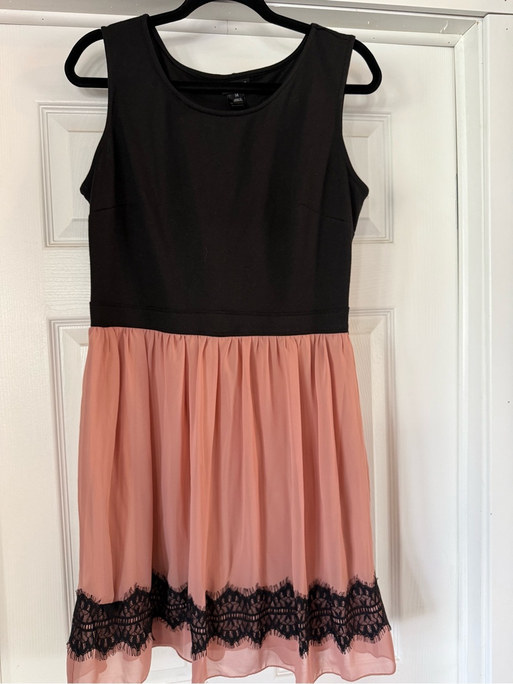 Enfocus Studio Black and Blush Pink Lace-Trim Midi Dress
